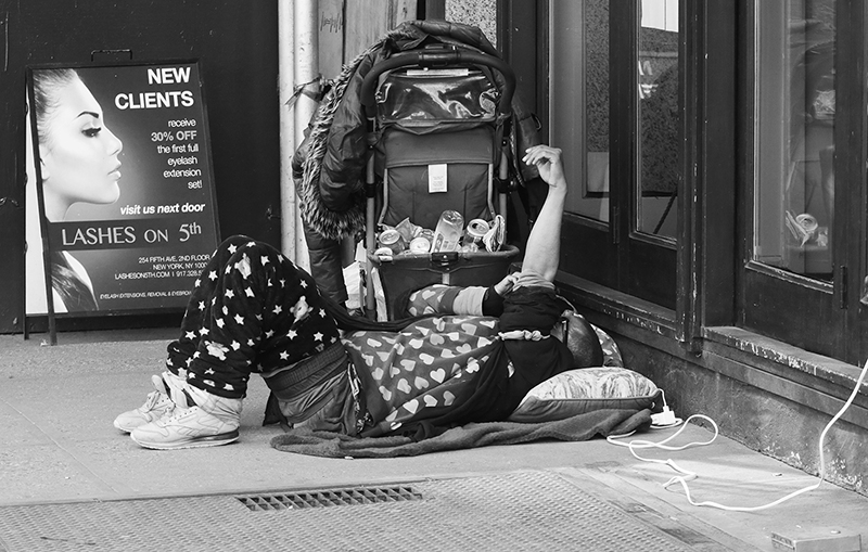 Homeless : Street Life : New York : Personal Photo Projects :  Richard Moore Photography : Photographer : 